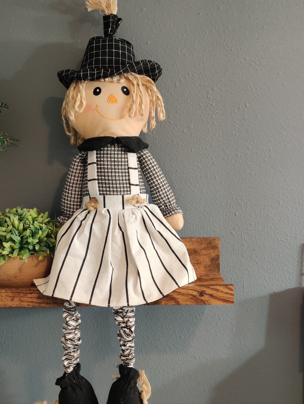 Scarecrow Plush Shelf Sitter Hobby Lobby Black White Plaid Fall Halloween Decor
